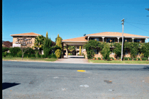 Grand Manor Motor Inn - Accommodation Rockhampton