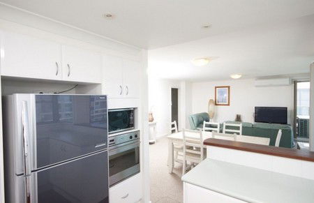 Sails Apartments - Accommodation Rockhampton 2