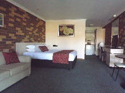 Highway Inn Motel - Accommodation Rockhampton 4