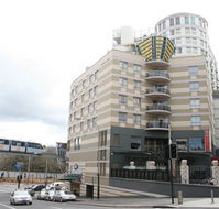 Seasons Darling Harbour - Accommodation Rockhampton