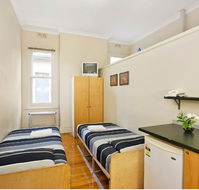 Cambridge Lodge - Accommodation Rockhampton