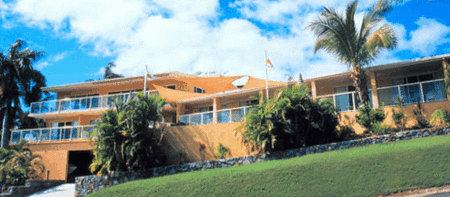 Sunlit Waters Studio Apartments - Accommodation Rockhampton 0
