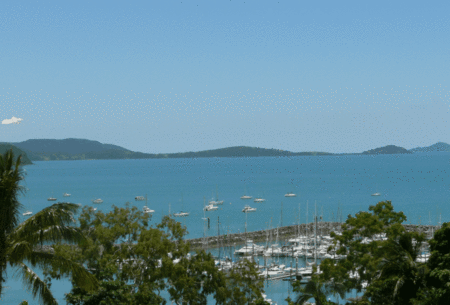 Sunlit Waters Studio Apartments - Accommodation Rockhampton 2