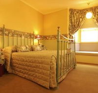 The Russell Hotel - Accommodation Rockhampton
