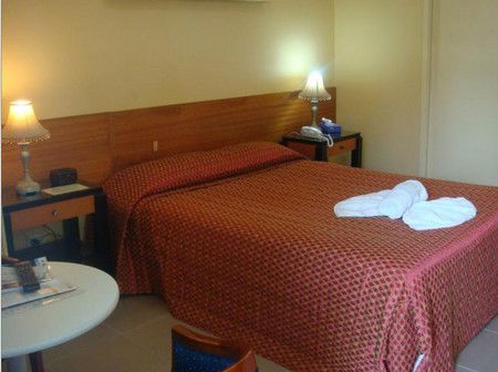 Bella Vista Motel - Accommodation Rockhampton 0
