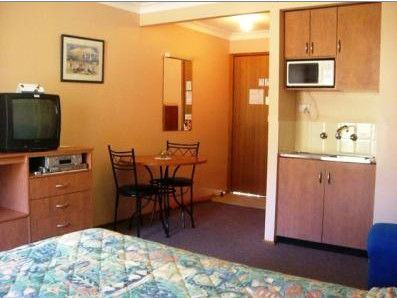 Bridge View Motel - Accommodation Rockhampton 1