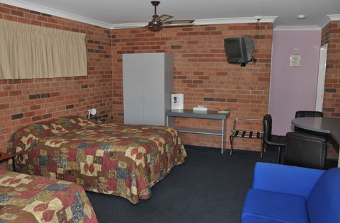 Wallangulla Motel - Accommodation Rockhampton 2