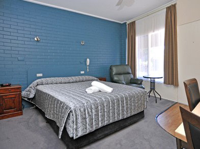 The Elm Motel - Accommodation Rockhampton 1