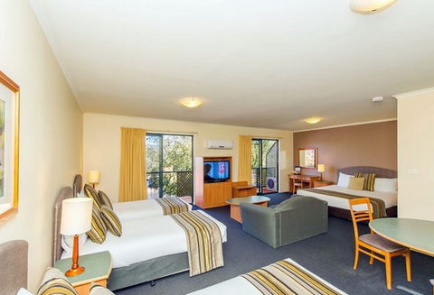 Alpha Hotel Canberra - Accommodation Rockhampton 4