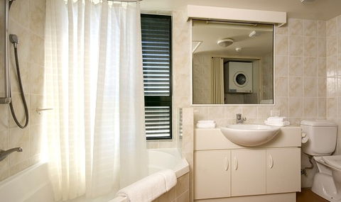 Tropic Towers Apartments - Accommodation Rockhampton 1
