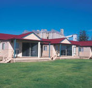 The Mac's Beachfront Villas - Accommodation Rockhampton