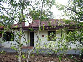 The Birches - Accommodation Rockhampton 0