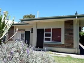 Rosemary's Place - Accommodation Rockhampton 0