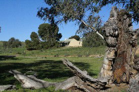 Saunders Gorge Sanctuary - Boundary Cottage - Accommodation Rockhampton 1