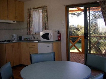 Seal Bay Cottages (Kaiwarra) - Accommodation Rockhampton 3