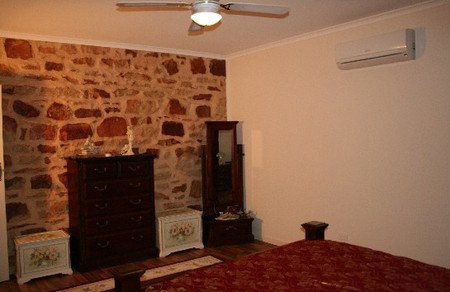 Meaney's Rest - Accommodation Rockhampton 5