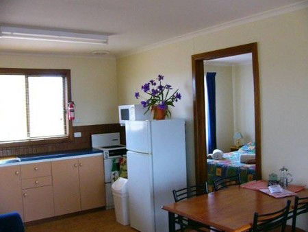 Windana Cottages - Accommodation Rockhampton 3