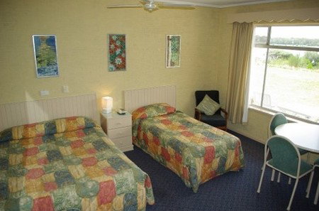 Lake View Apartments - Accommodation Rockhampton 2