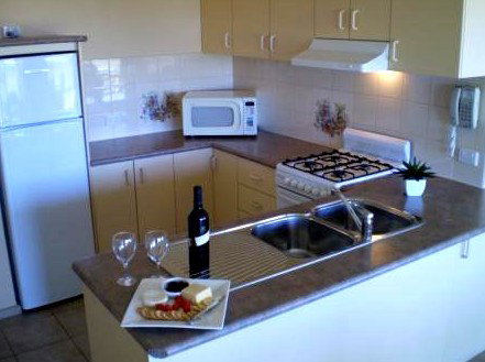 Lake View Apartments - Accommodation Rockhampton 5