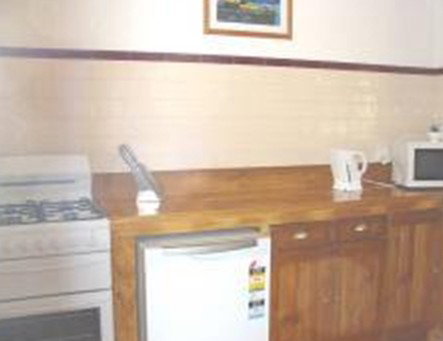 The Birches - Accommodation Rockhampton 3
