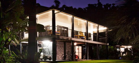 Misty Mountains Tropical Rainforest Romantic Retreat - Accommodation Rockhampton 9