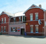 Mackey's Royal Hotel