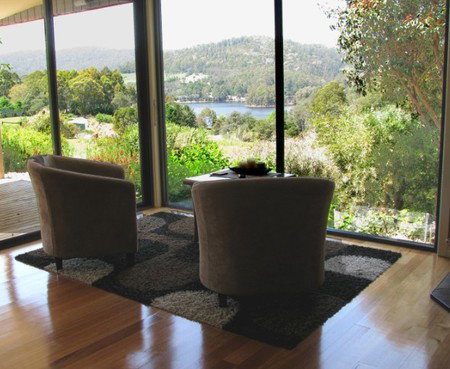 Escape To - Accommodation Rockhampton 4