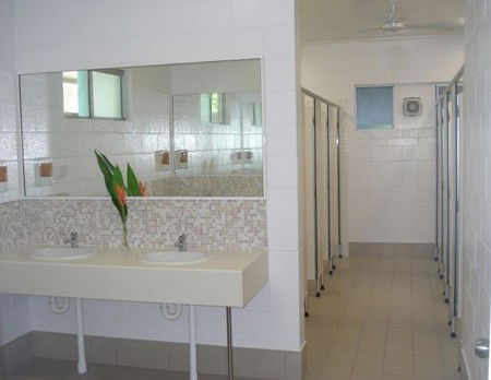 Absolute Backpackers Mission Beach - Accommodation Rockhampton 5