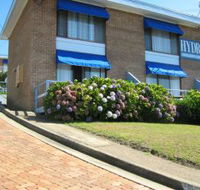 Hydra Holiday Units - Accommodation Rockhampton