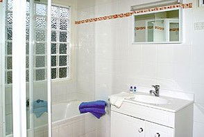 Bay Of Plenty Lodges - Accommodation Rockhampton 3