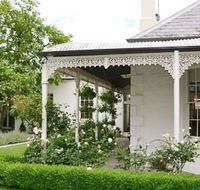 Camellia Cottage Bed  Breakfast - Accommodation Rockhampton
