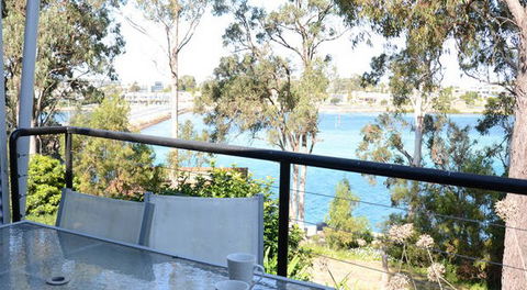 Boardwalk House - Accommodation Rockhampton 4