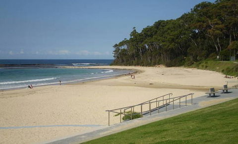 At Outriggers Mollymook - Accommodation Rockhampton 1