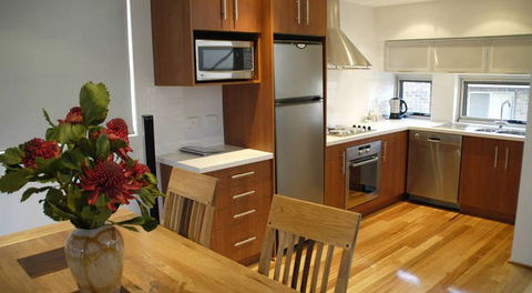 At Outriggers Mollymook - Accommodation Rockhampton 2