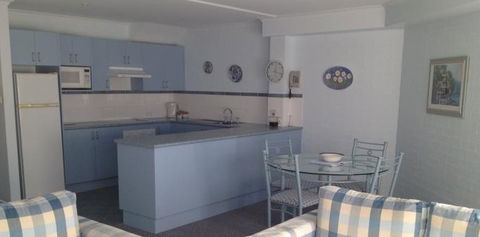 Breakers Apartments Mollymook - Accommodation Rockhampton 2