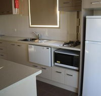 Bowlo Holiday Cabins - Accommodation Rockhampton