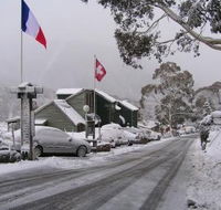 Kasees Apartments and Mountain Lodge - Accommodation Rockhampton