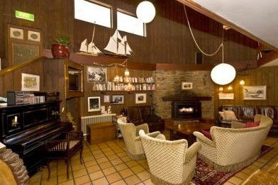Kasees Apartments And Mountain Lodge - Accommodation Rockhampton 4