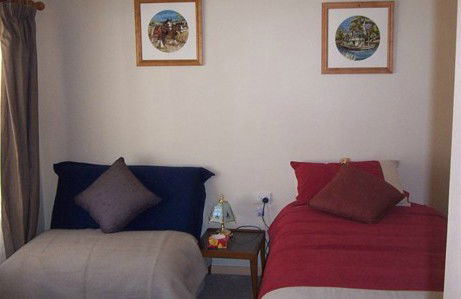 Azalea Cottage - Accommodation Rockhampton 4