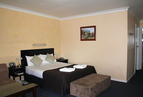 Taree Highway Motor Inn - Accommodation Rockhampton 1