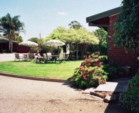 Federation Motor Inn - Accommodation Rockhampton 0