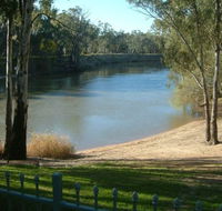 Riverview Motel