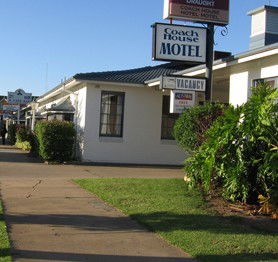 The Coach House Hotel Motel - Accommodation Rockhampton 0