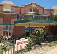 The Rio Holiday Apartments and Theatre - Accommodation Rockhampton