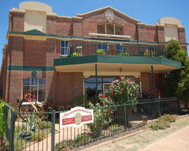 The Rio Holiday Apartments And Theatre - Accommodation Rockhampton 0