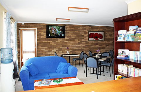 Camellia Motel - Accommodation Rockhampton 2