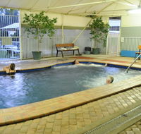 Artesian Spa Motel