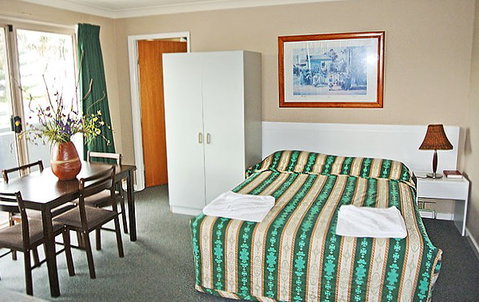 Anchor Inn - Accommodation Rockhampton 4