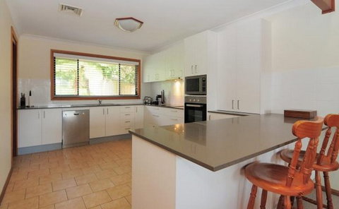 Baileys, Gerringong - Accommodation Rockhampton 0