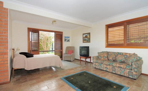 Baileys, Gerringong - Accommodation Rockhampton 2